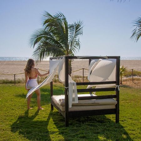 Hotel Villa Murano Пуерто Ариста Екстериор снимка