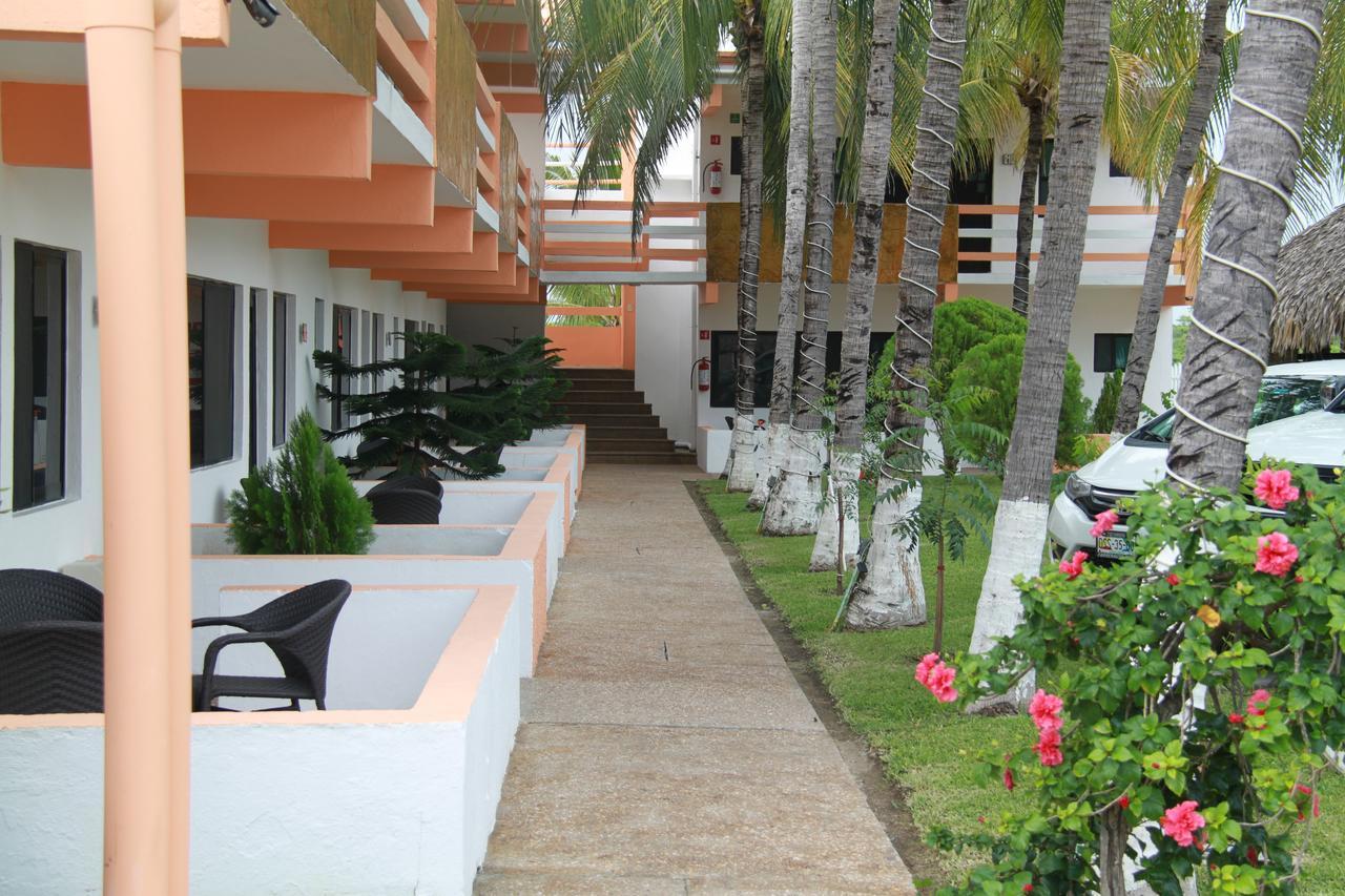 Hotel Villa Murano Пуерто Ариста Екстериор снимка